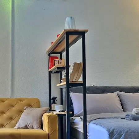 Apartment Chic Old Town With Patio