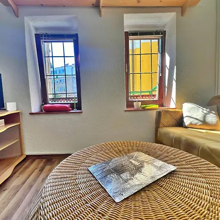 Old Town With Patio Apartment *