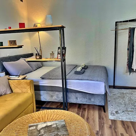 Old Town With Patio Apartment *