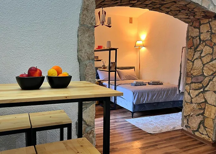 Old Town With Patio *